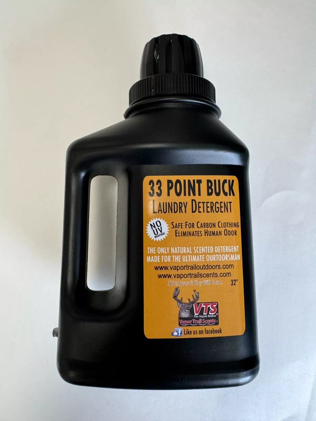 33 Point Buck Hunting Laundry Detergent 32 oz